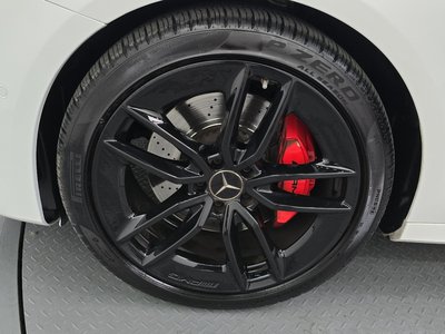 MERCEDES-BENZ E-CLASS - 6