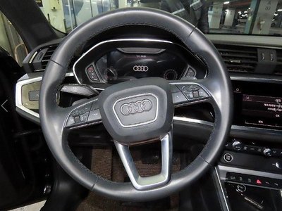 AUDI Q3 - 8