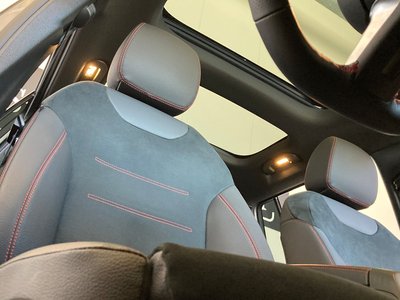 MERCEDES-BENZ GLB - 9