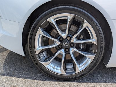 صورة مصغرة 11 لـ 2017 Lexus LC