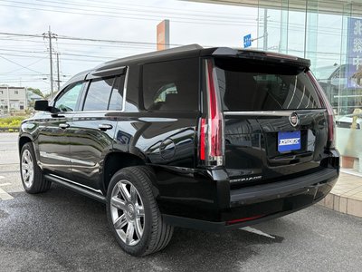 CADILLAC ESCALADE - 5
