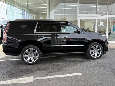 CADILLAC ESCALADE - 8