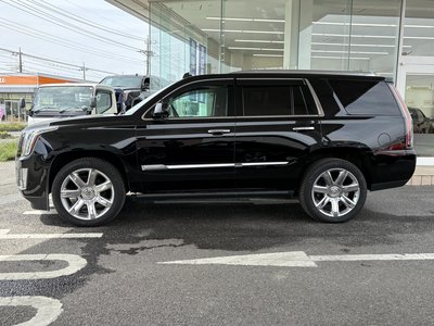 CADILLAC ESCALADE - 4