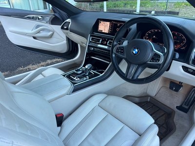 BMW 8 SERIES CABRIOLET - 3