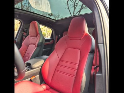 PORSCHE CAYENNE - 10