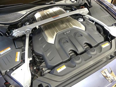 2023 Bentley FLYING SPUR photo 7