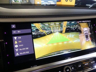 2023 Bentley FLYING SPUR thumbnail 17