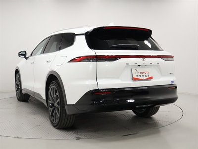 TOYOTA CROWN ESTATE - 2