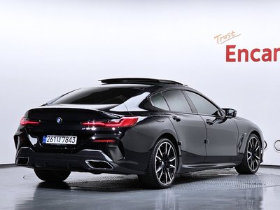 BMW 8 SERIES - 4