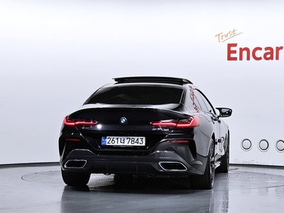 BMW 8 SERIES - 3