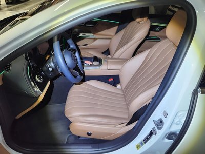 MERCEDES-BENZ E-CLASS - 10