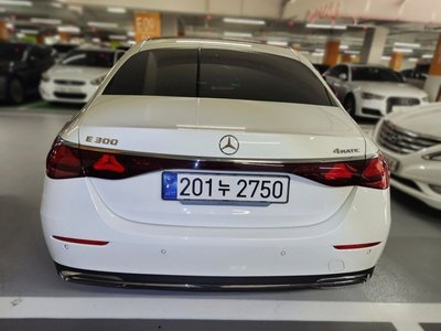 MERCEDES-BENZ E-CLASS - 3