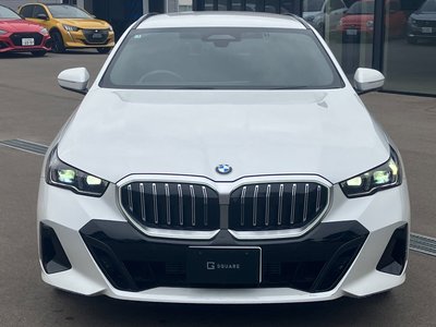 صورة 5 لـ 2025 BMW 5 SERIES TOURING