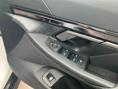 صورة 10 لـ 2025 BMW 5 SERIES TOURING