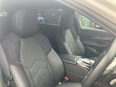 صورة مصغرة 12 لـ 2025 BMW 5 SERIES TOURING