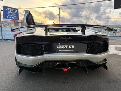 LAMBORGHINI AVENTADOR - 8
