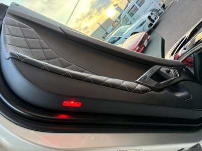 LAMBORGHINI AVENTADOR - 3