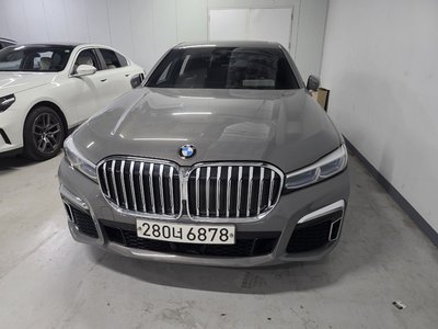 BMW 7 SERIES - 1