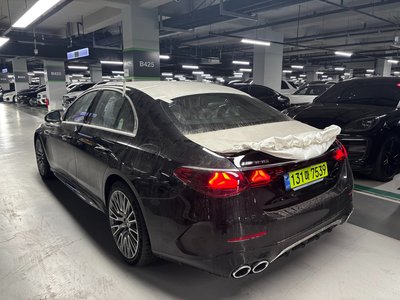 MERCEDES-BENZ E-CLASS - 3