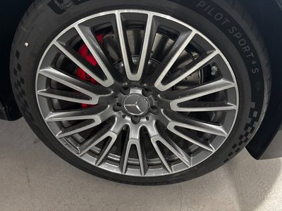 MERCEDES-BENZ E-CLASS - 10