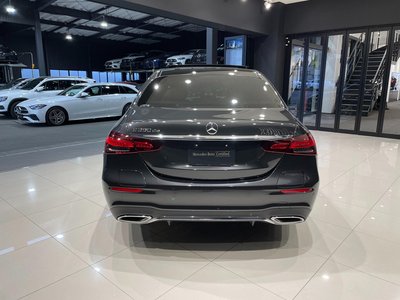 MERCEDES-BENZ E-CLASS - 6