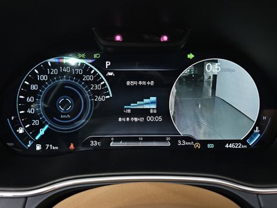 2021 Genesis GV80 photo 8