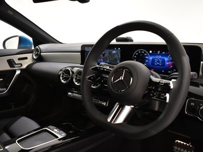MERCEDES-BENZ CLA - 2