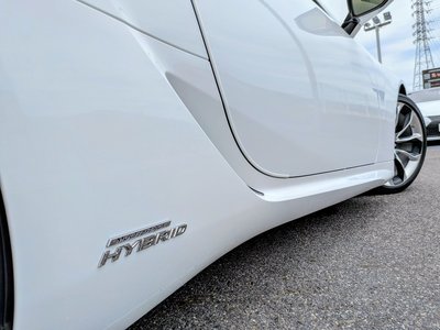 2017 Lexus LC photo 9