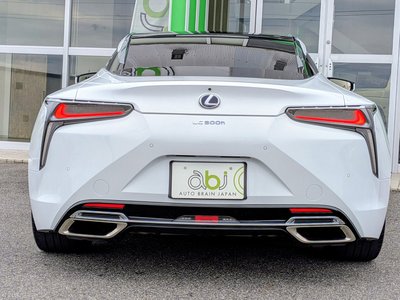 2017 Lexus LC — миниатюра 26