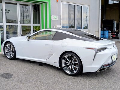 2017 Lexus LC — миниатюра 23