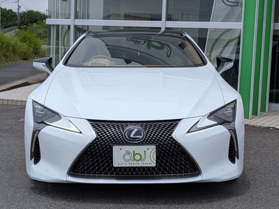 2017 Lexus LC photo 4