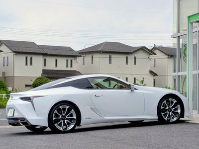 2017 Lexus LC — миниатюра 30
