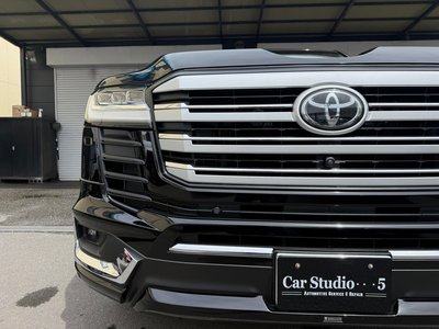 TOYOTA LAND CRUISER 300 - 5