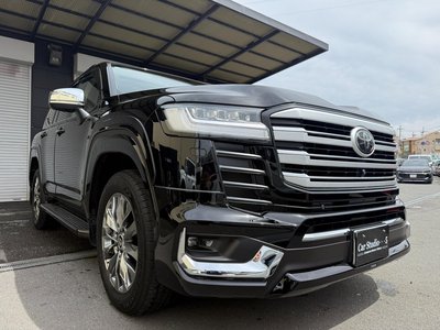 TOYOTA LAND CRUISER 300 - 7