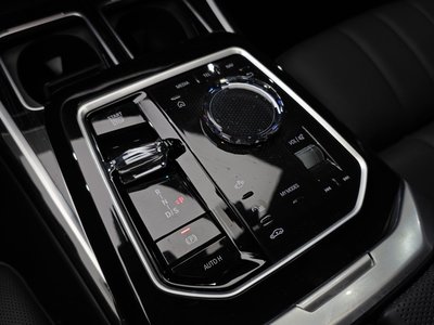 2025 BMW 7 SERIES 缩略图 12