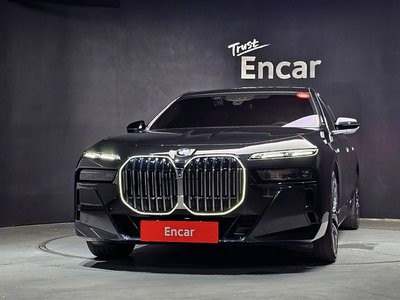 2025 BMW 7 SERIES 照片 2