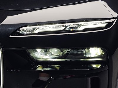 2025 BMW 7 SERIES 照片 9