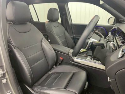 MERCEDES-BENZ GLB - 9