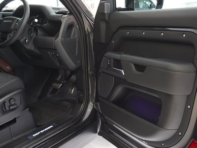 2024 LAND Rover DEFENDER — миниатюра 26
