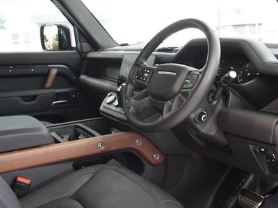 2024 LAND Rover DEFENDER — миниатюра 17