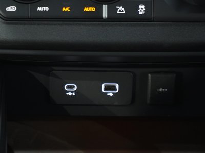 2024 LAND Rover DEFENDER — миниатюра 96