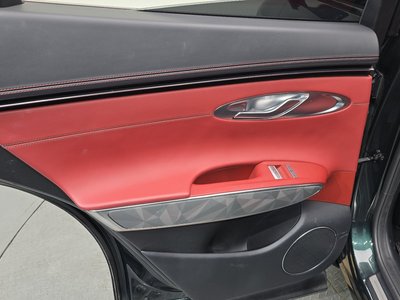 2021 Genesis GV70 thumbnail 15