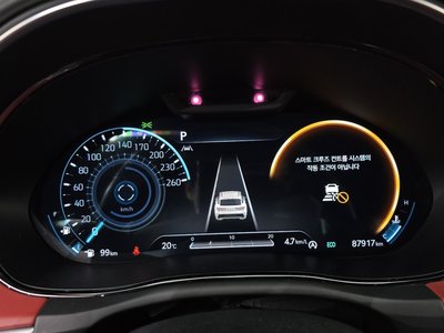 2021 Genesis GV70 thumbnail 31