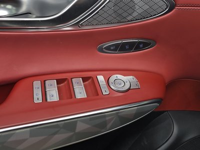 2021 Genesis GV70 thumbnail 30