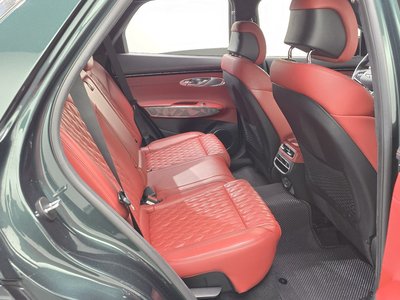 2021 Genesis GV70 thumbnail 26