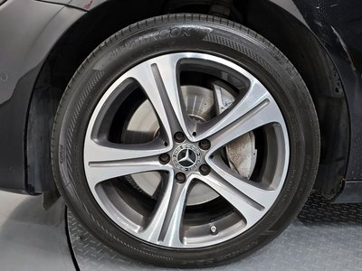 MERCEDES-BENZ E-CLASS - 6