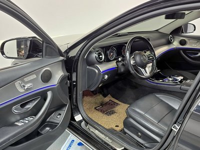 MERCEDES-BENZ E-CLASS - 10
