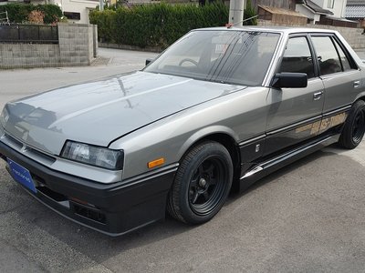 NISSAN SKYLINE - 1