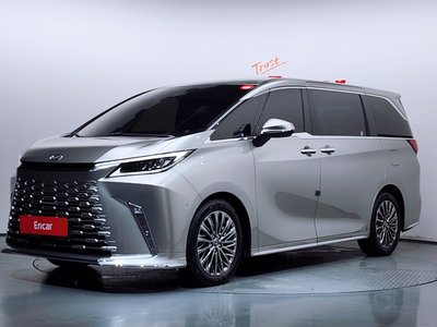 2025 Lexus LM 照片 1