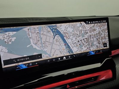 2025 BMW 5 SERIES 缩略图 14